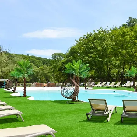 Eco Complex Izvori 호텔